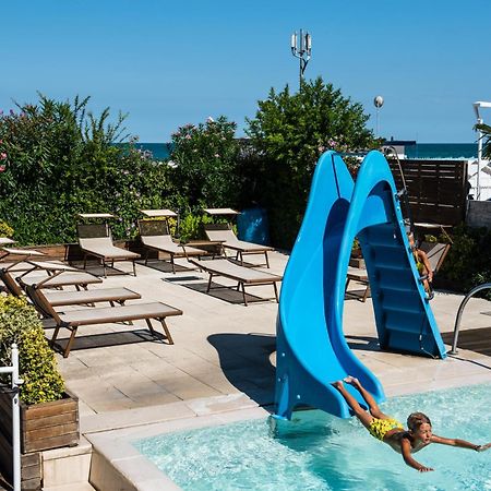 Hotel Fedora Riccione Esterno foto