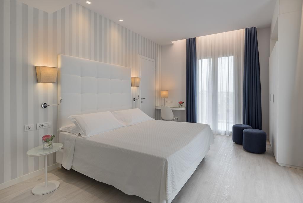Hotel Fedora Riccione Esterno foto