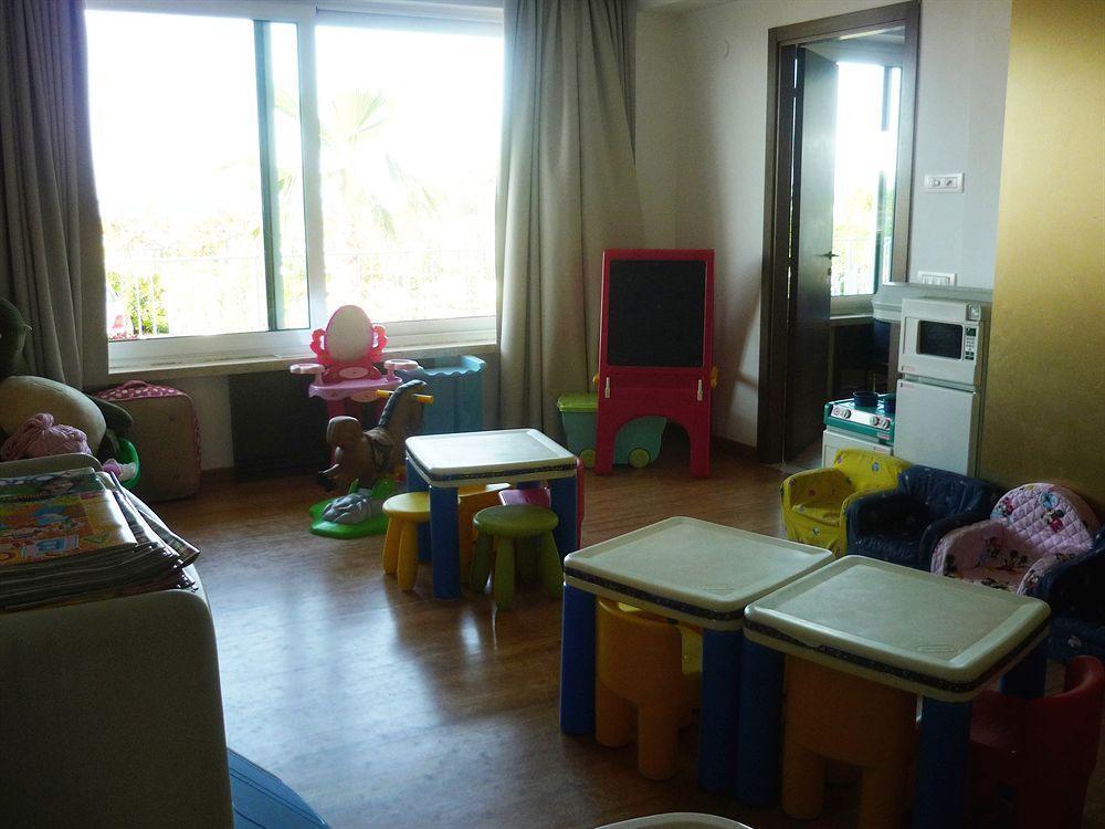 Hotel Fedora Riccione Esterno foto